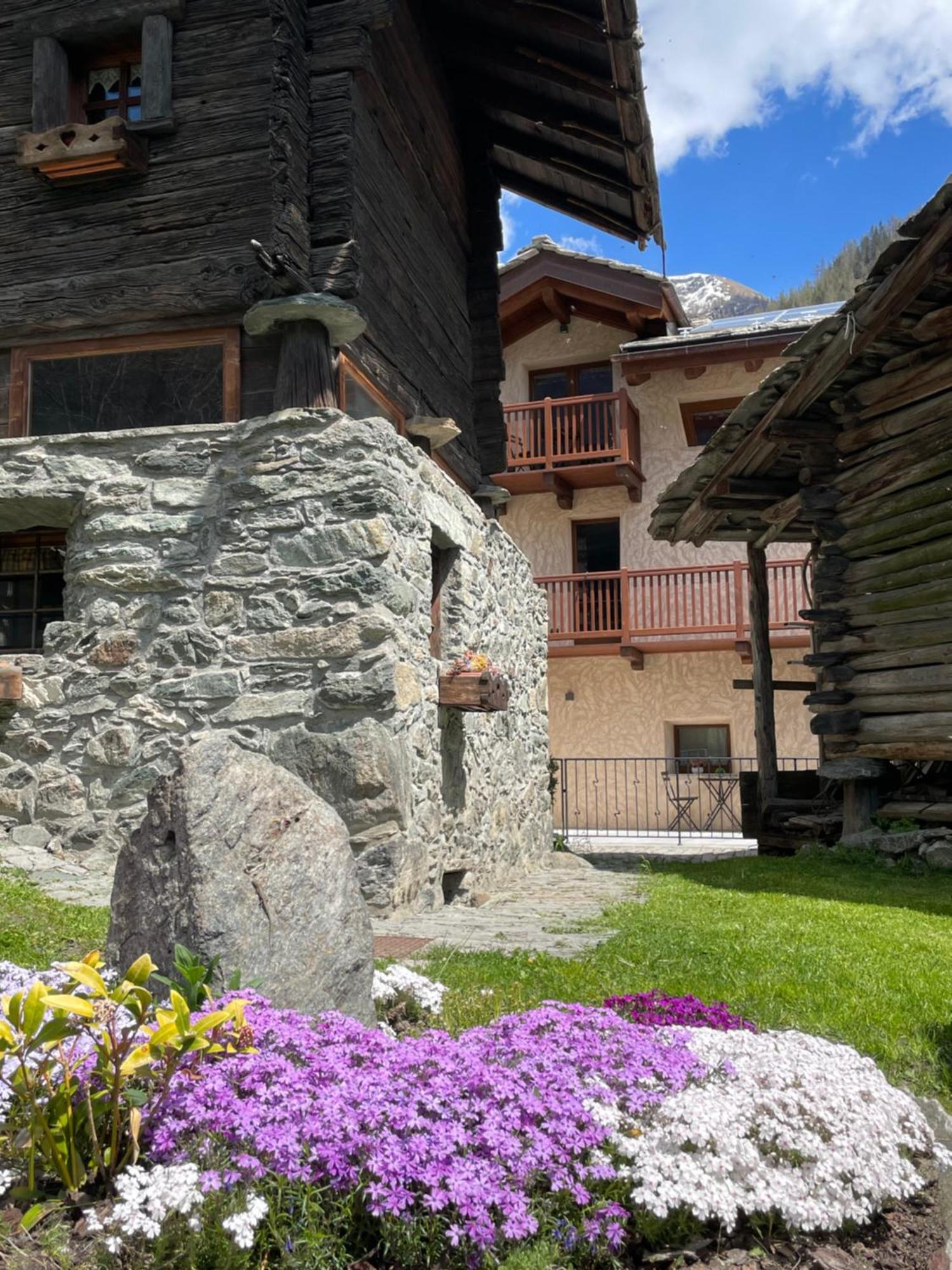 Romantica Camera Valtournenche Exterior photo